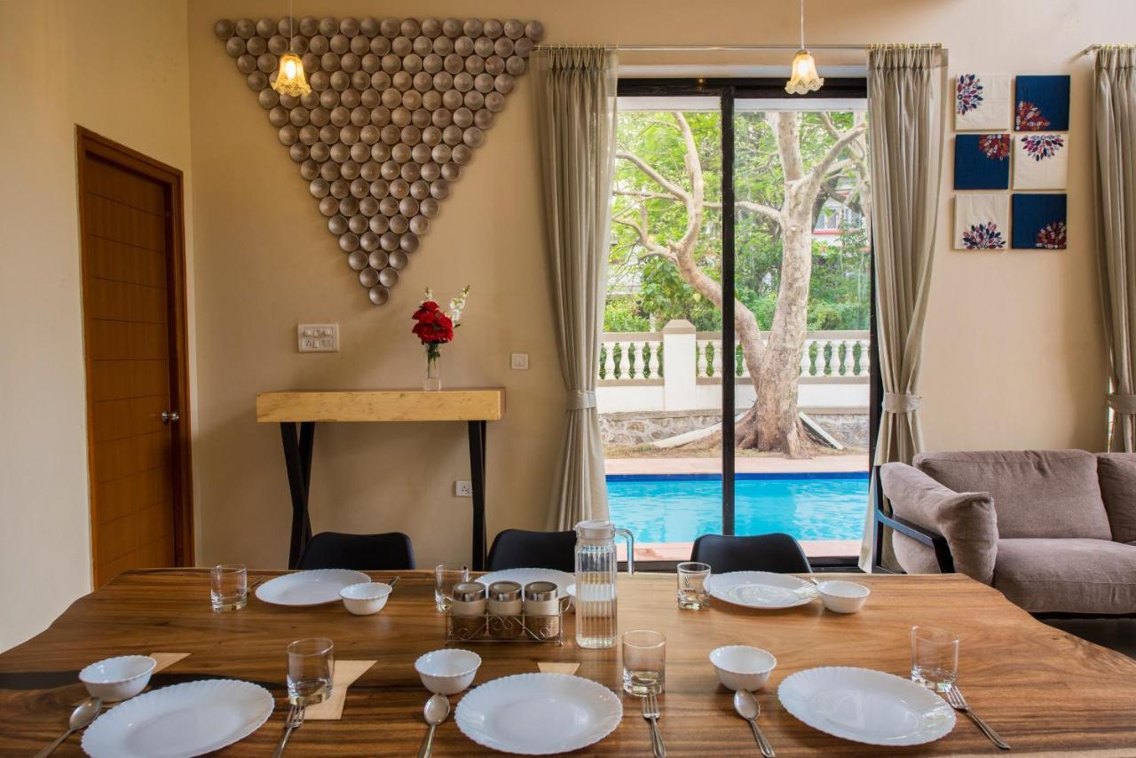 Stayvista'S Greenwoods Villa 10 - City-Center Villa With Private Pool, Terrace, Lift & Carrom Board โลนาวาลา ภายนอก รูปภาพ